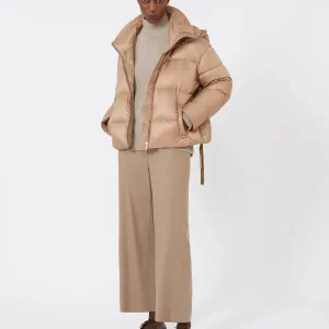 Max Mara Trebi hettejakke i dun i vannavvisende stoff Camel