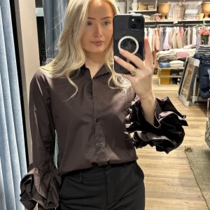 Simplicity Pearl bluse Mørkebrun